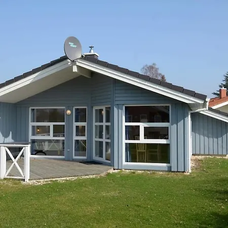 6 Person In * Grömitz